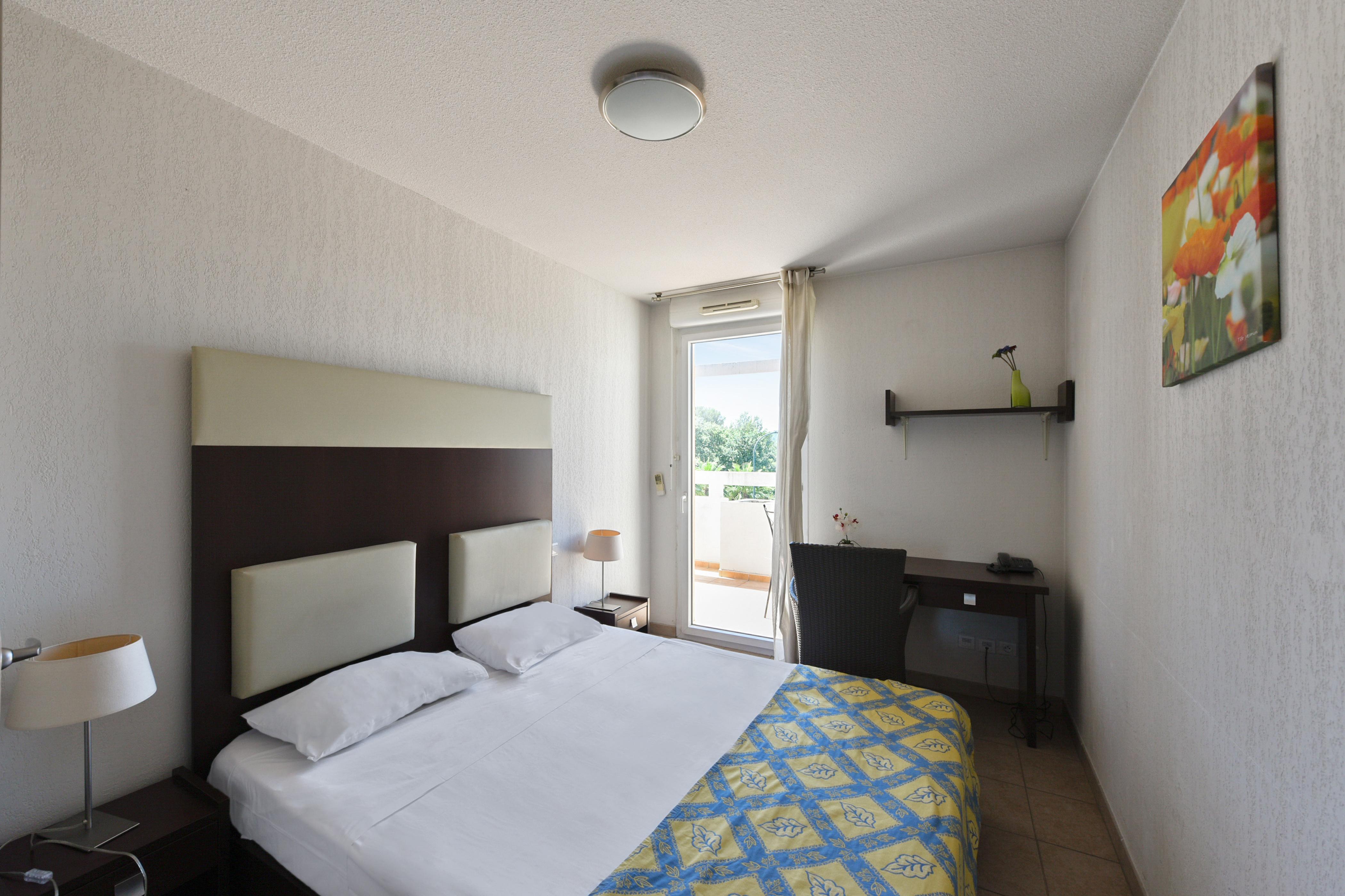 Comfort Aparthotel Six-Fours ซิ-ฟูร์-เล-ปลาจ ภายนอก รูปภาพ