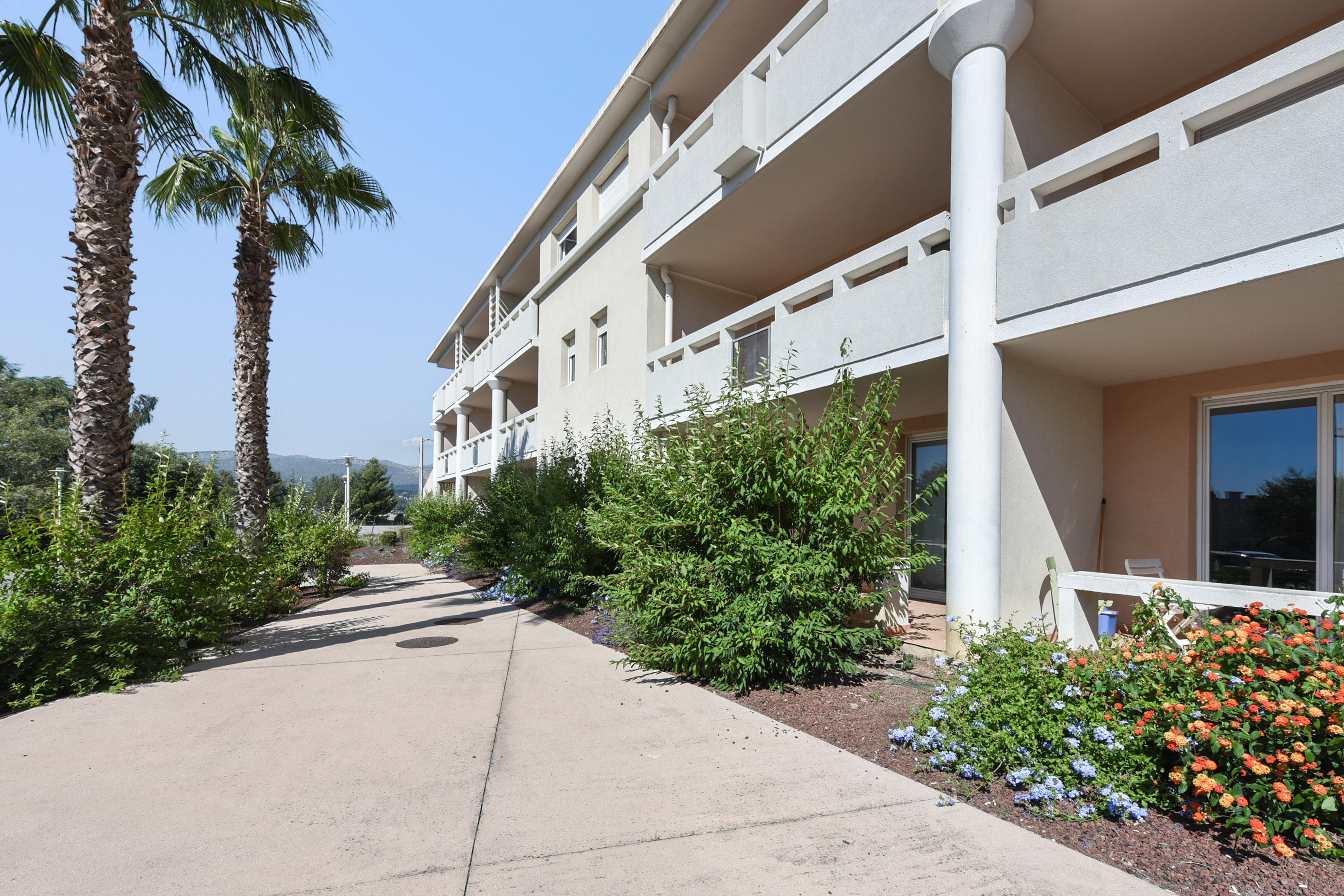 Comfort Aparthotel Six-Fours ซิ-ฟูร์-เล-ปลาจ ภายนอก รูปภาพ