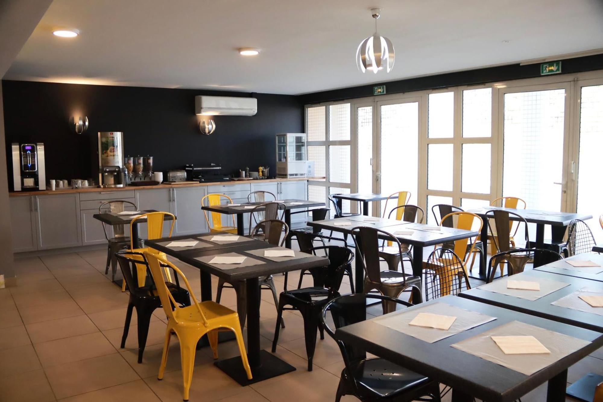 Comfort Aparthotel Six-Fours ซิ-ฟูร์-เล-ปลาจ ภายนอก รูปภาพ