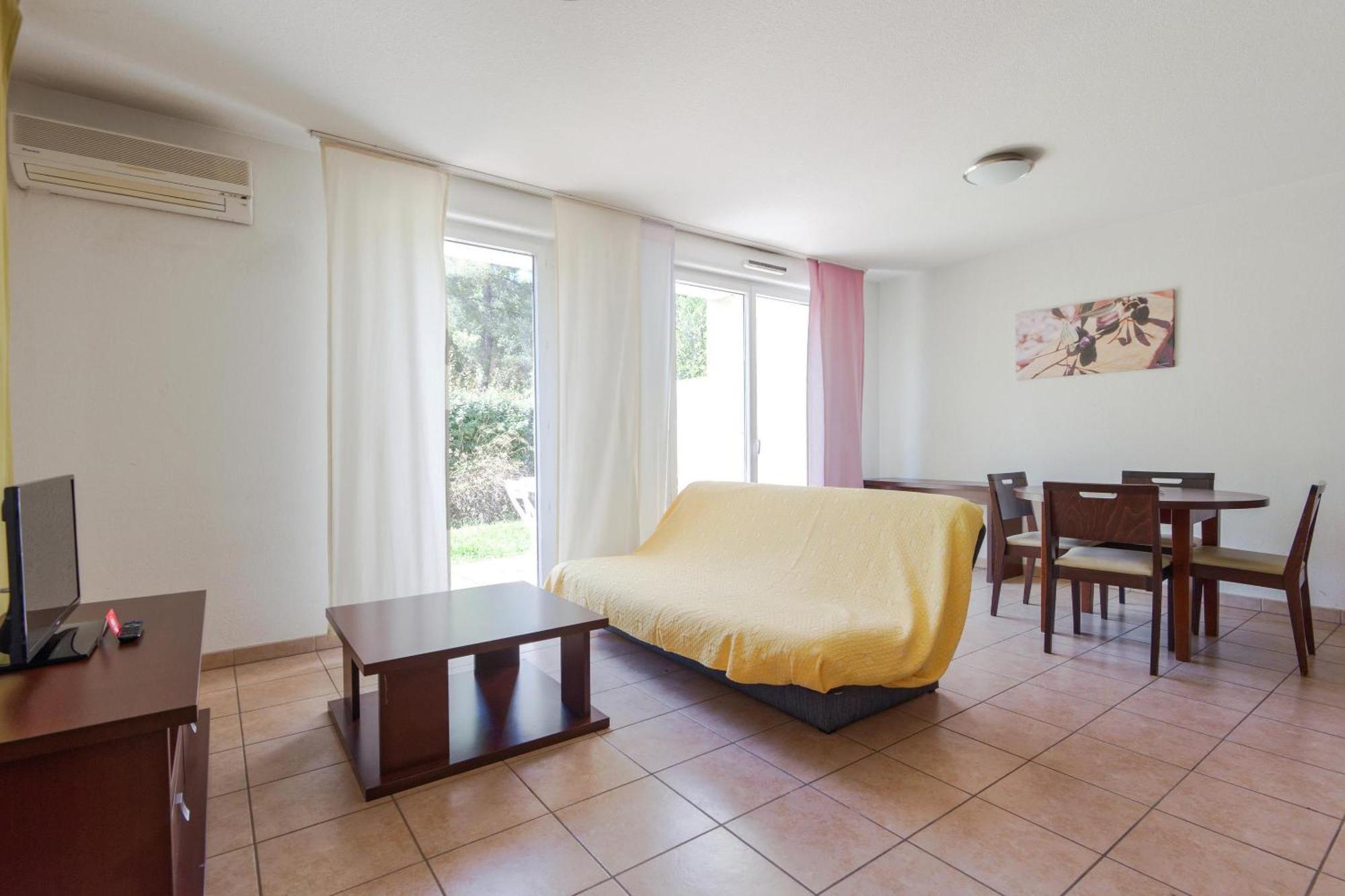 Comfort Aparthotel Six-Fours ซิ-ฟูร์-เล-ปลาจ ภายนอก รูปภาพ